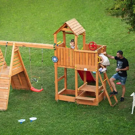 Pino בית הארחה 3*